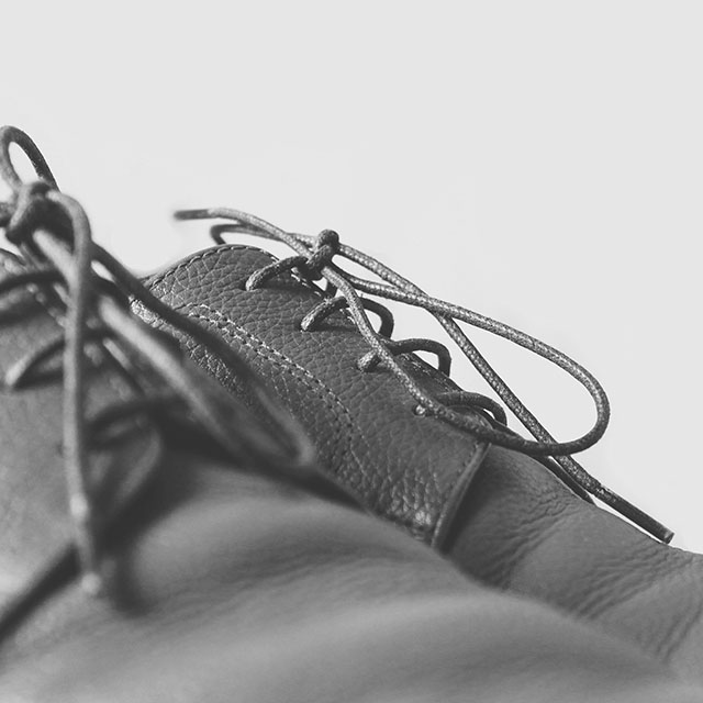 Photo de chaussures en cuir à lacet, le savoir-faire de Cordoluxe, Cordonnier Paris 16